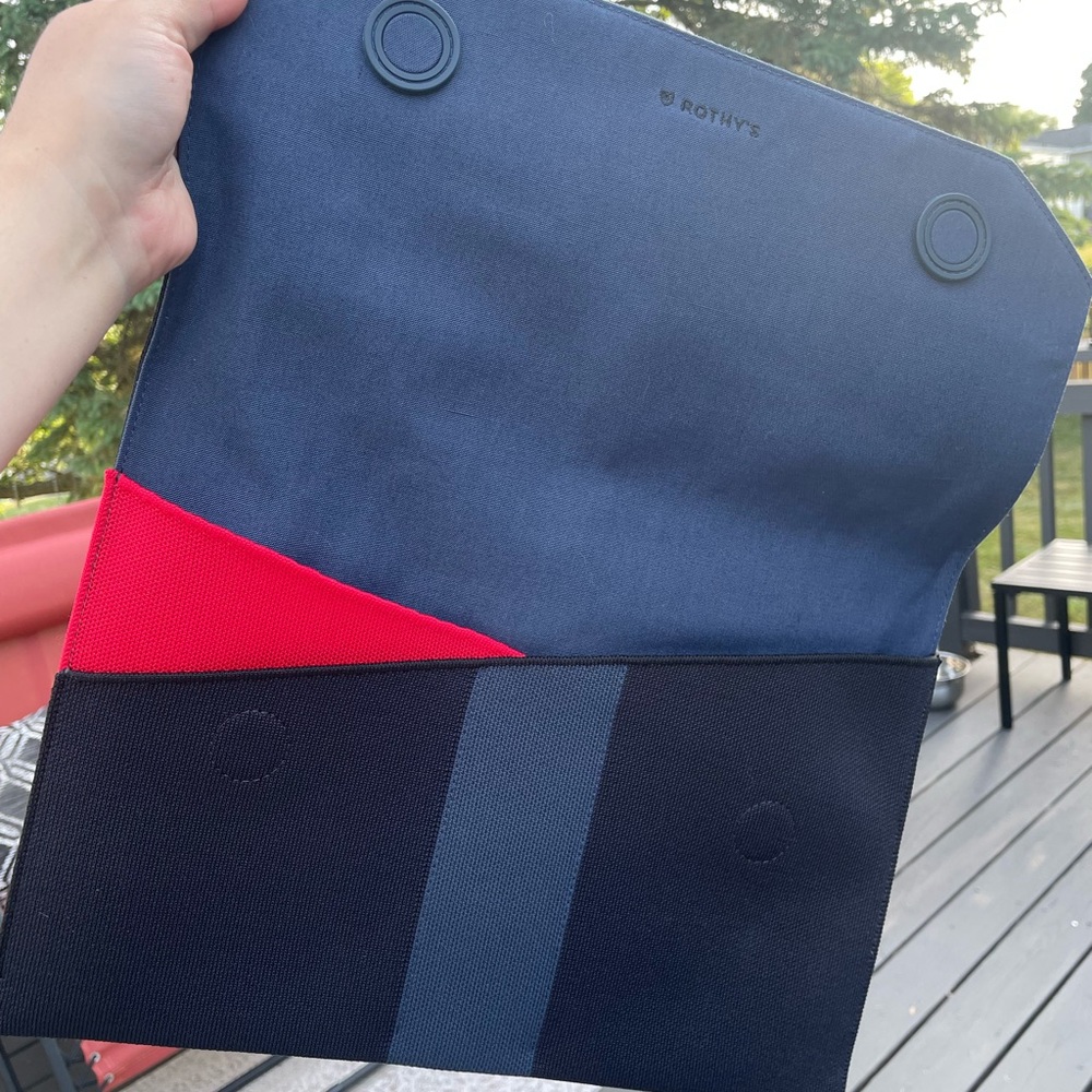 Rothy’s The Portfolio Laptop Case In Dark Graphite